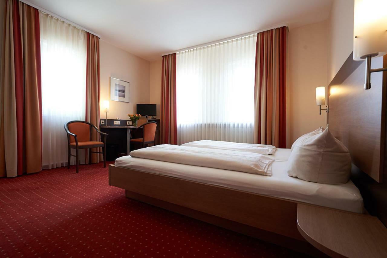 Hotel Gasthof Koenig Karl Φρόιντενσταντ Εξωτερικό φωτογραφία